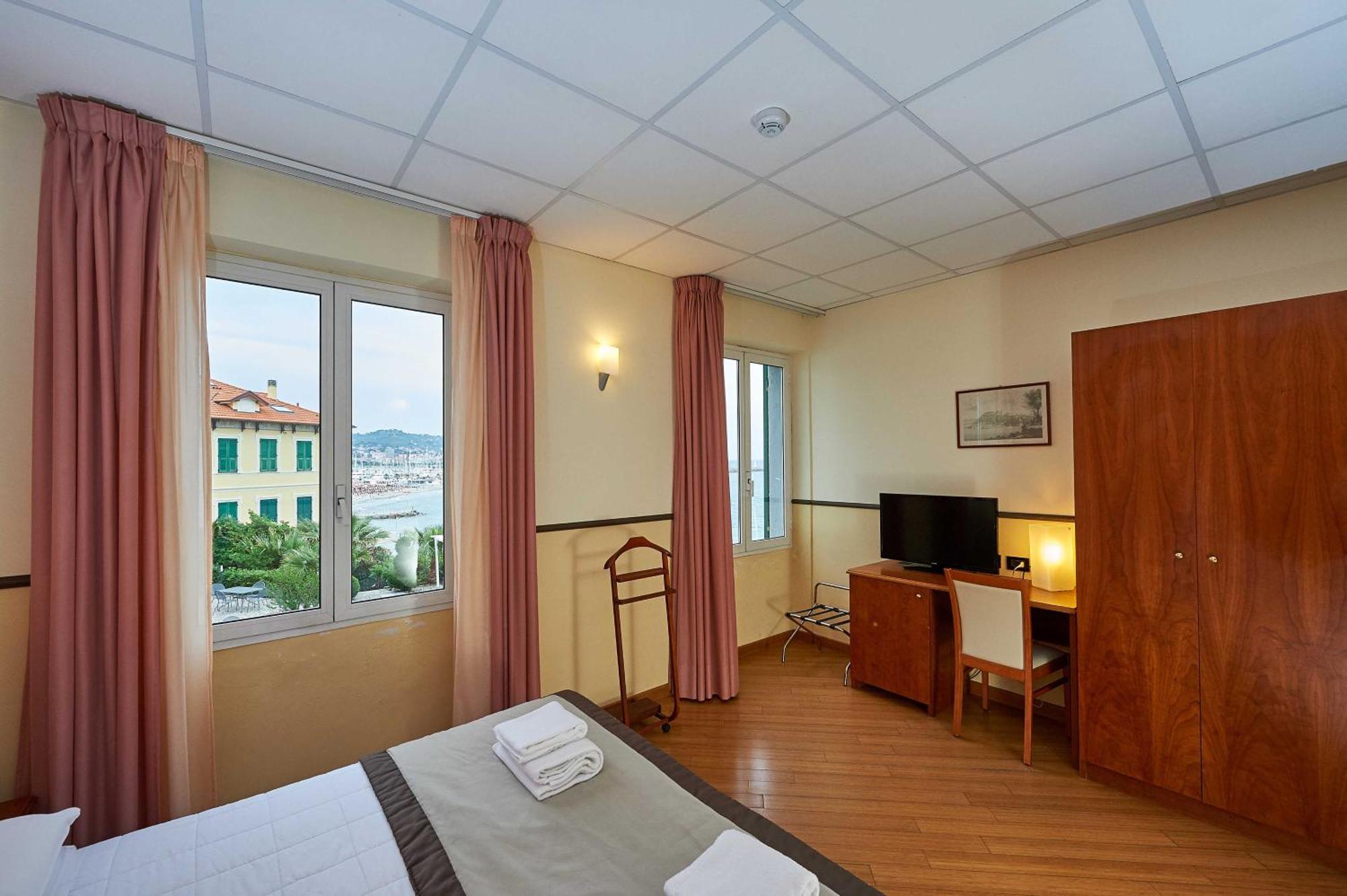 Hotel Corallo 3*
