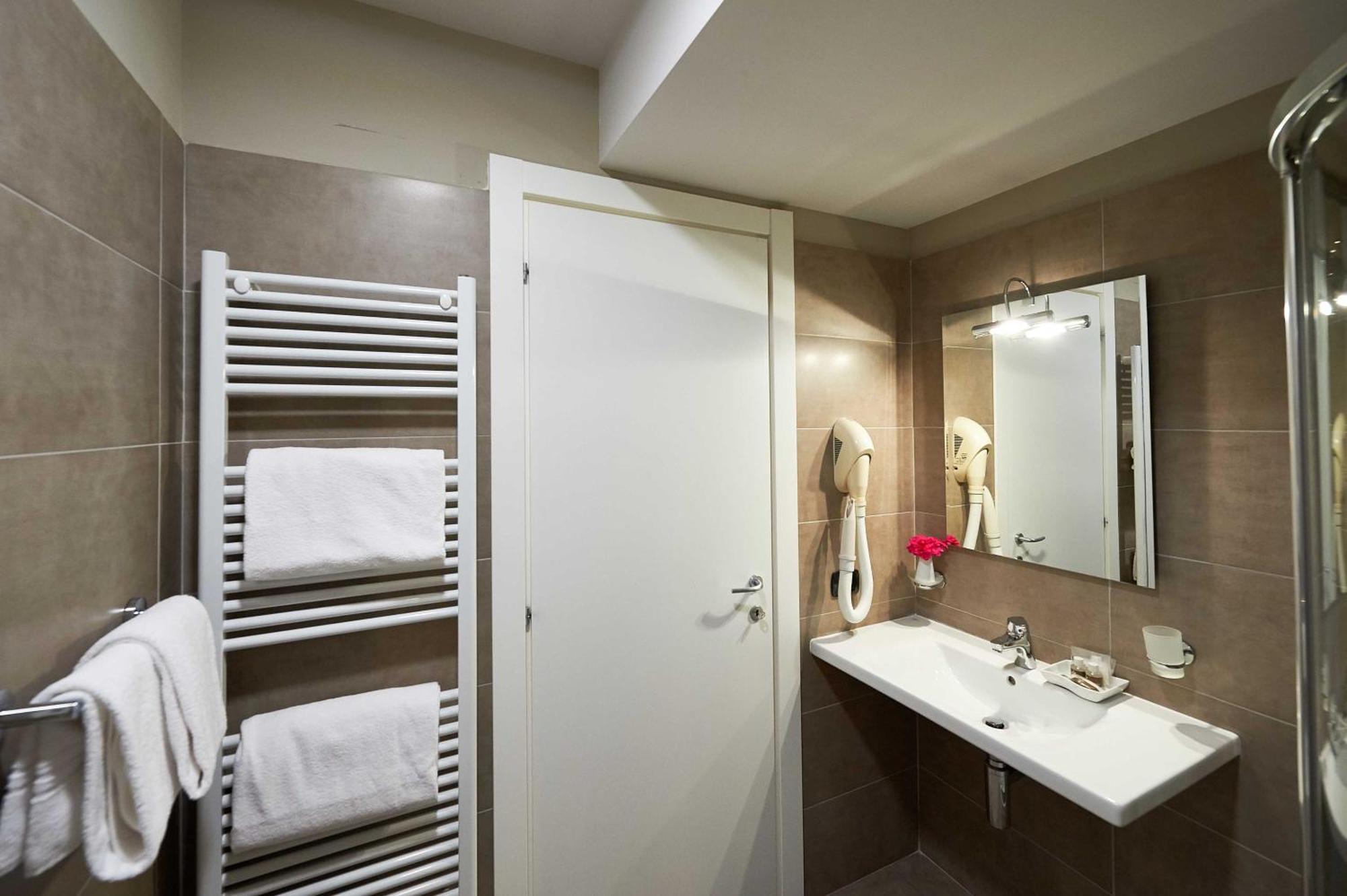 Corallo Hotel 3*